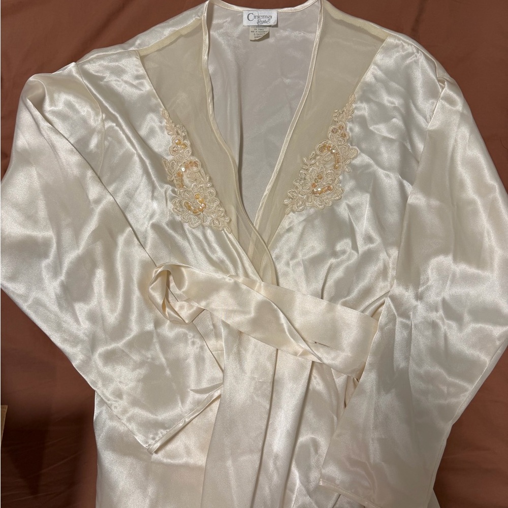 Vintage 90’s Bridal Robe Cinema Etoile
